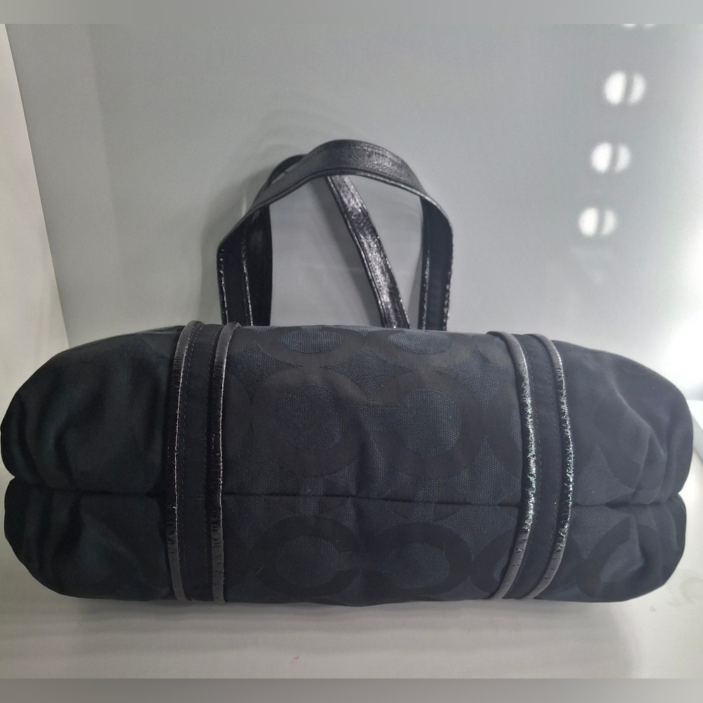 Coach Poppy Op Art Jacquard Signature Shoulder Bag 13826 EUC - Picture 3 of 8